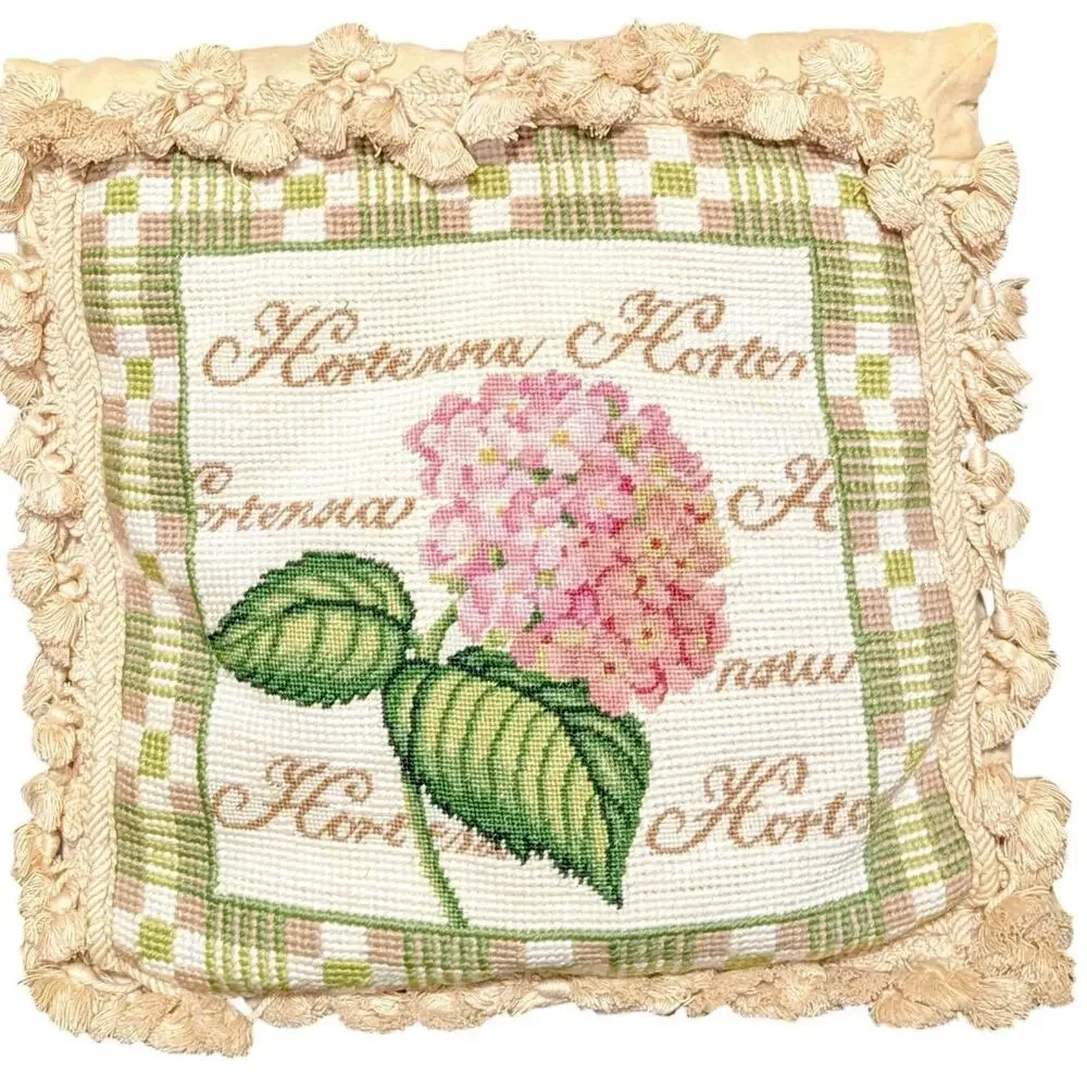 Vtg Needlepoint Botanical Hydrangea Velvet Back Tassel Fringe Zip Decor Pillow